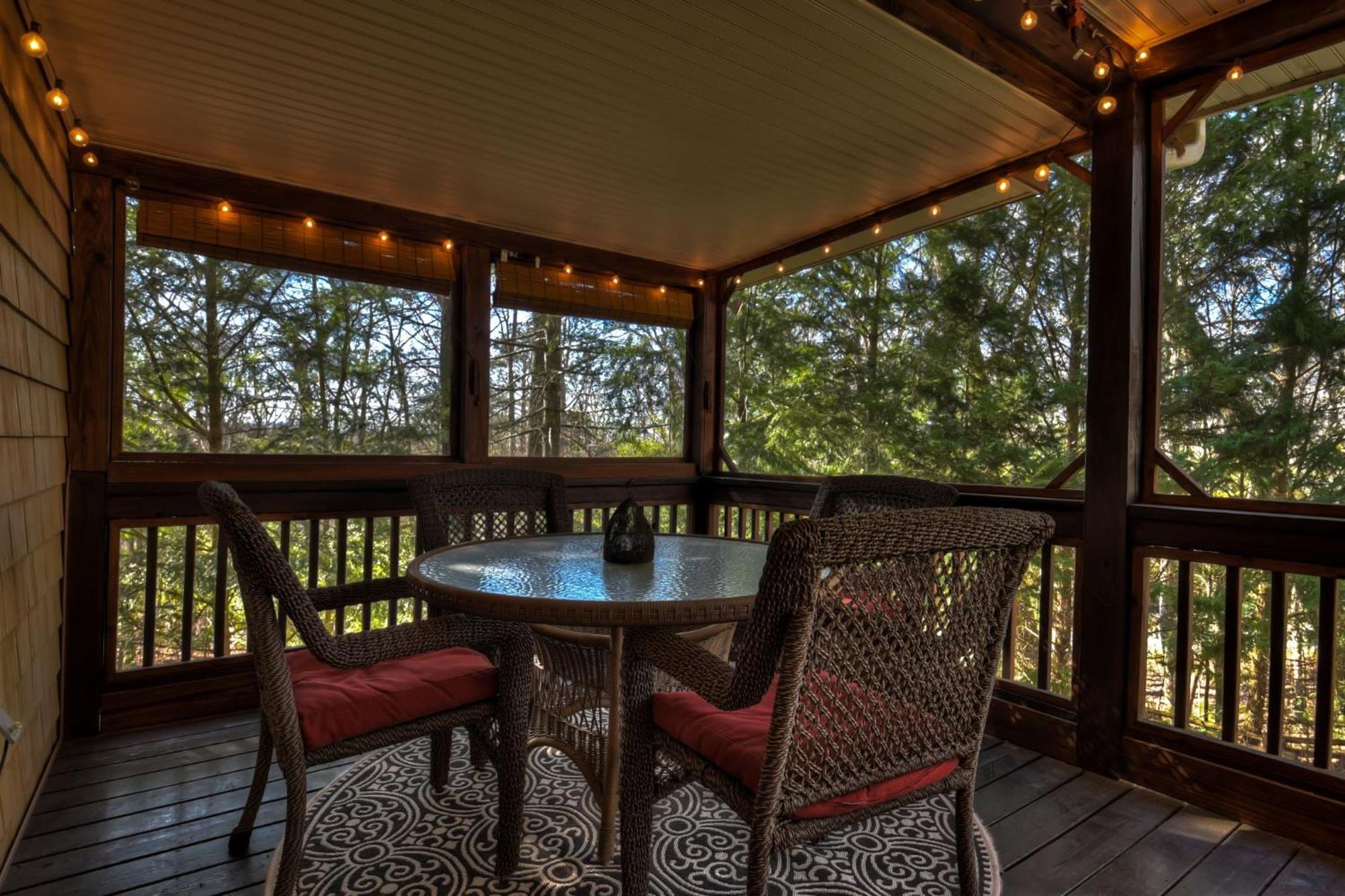 Southern Living Cottage Cozy Up By The Fire Relax On The Porch And Enjoy Peaceful Surroundings Блу Ридж Екстериор снимка