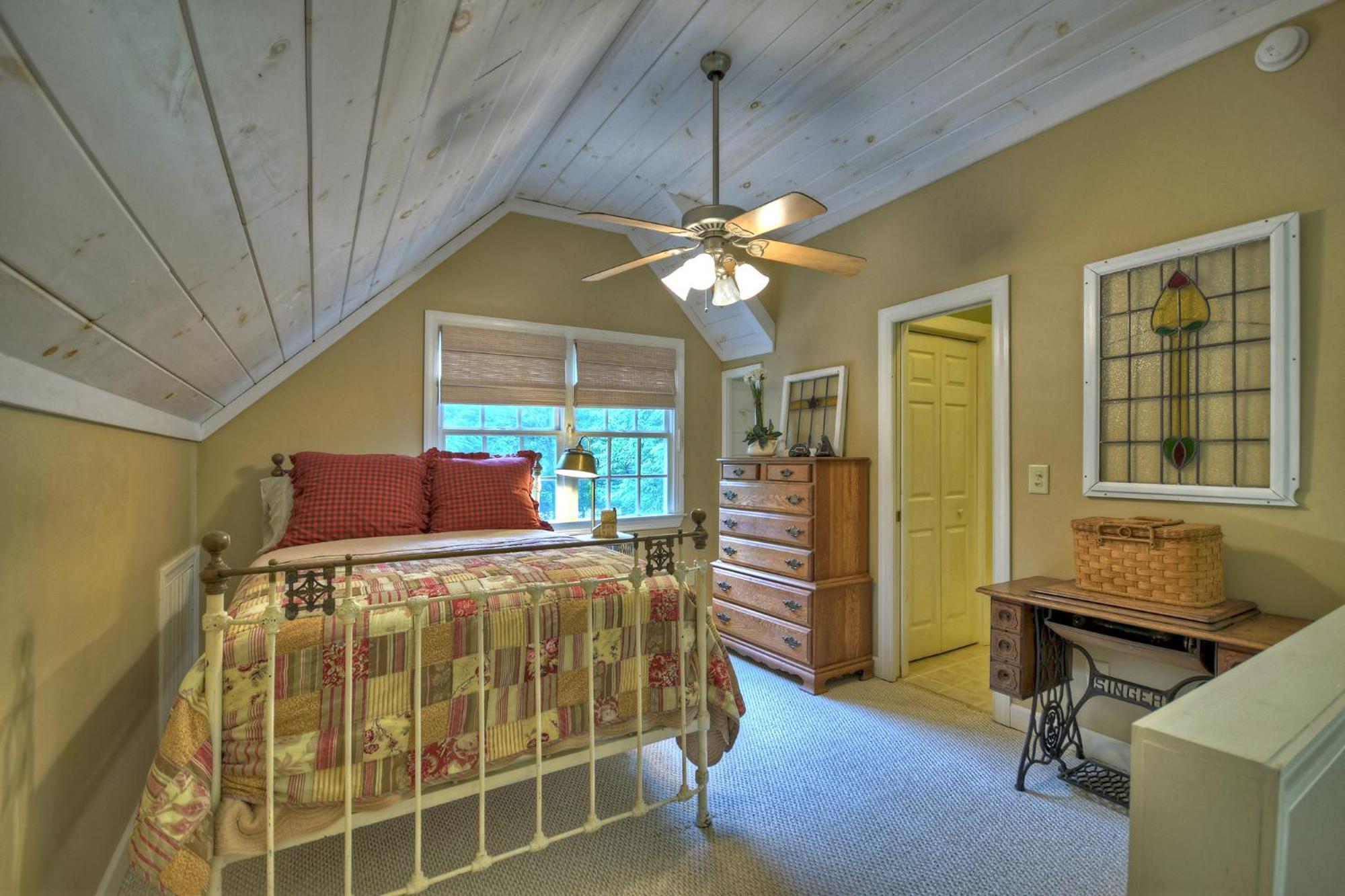 Southern Living Cottage Cozy Up By The Fire Relax On The Porch And Enjoy Peaceful Surroundings Блу Ридж Екстериор снимка